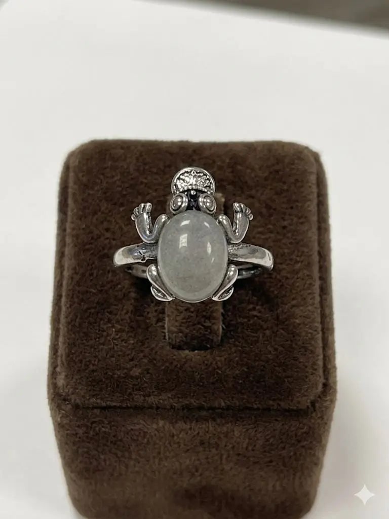 Handmade Stone Gemstone Rings With Copper & Silver, Stone Size 8*10mm, Vin-New-Rin30: Our gemstones are organic, natural stones suitable for investment, collectors, and fine jewelry, each accompanied by an authentic certification. Our 925 silver pieces are rhodium-plated and finished w