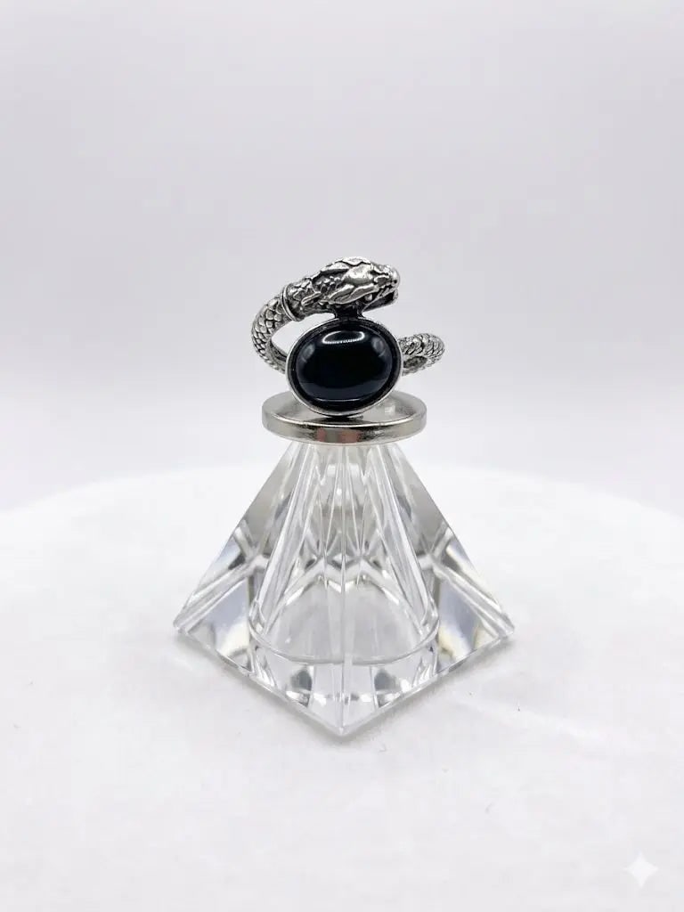 Handmade Stone Gemstone Rings With Copper & Silver, Stone Size 8*10mm, Vin-New-Rin13: Our gemstones are organic, natural stones suitable for investment, collectors, and fine jewelry, each accompanied by an authentic certification. Our 925 silver pieces are rhodium-plated and finished w