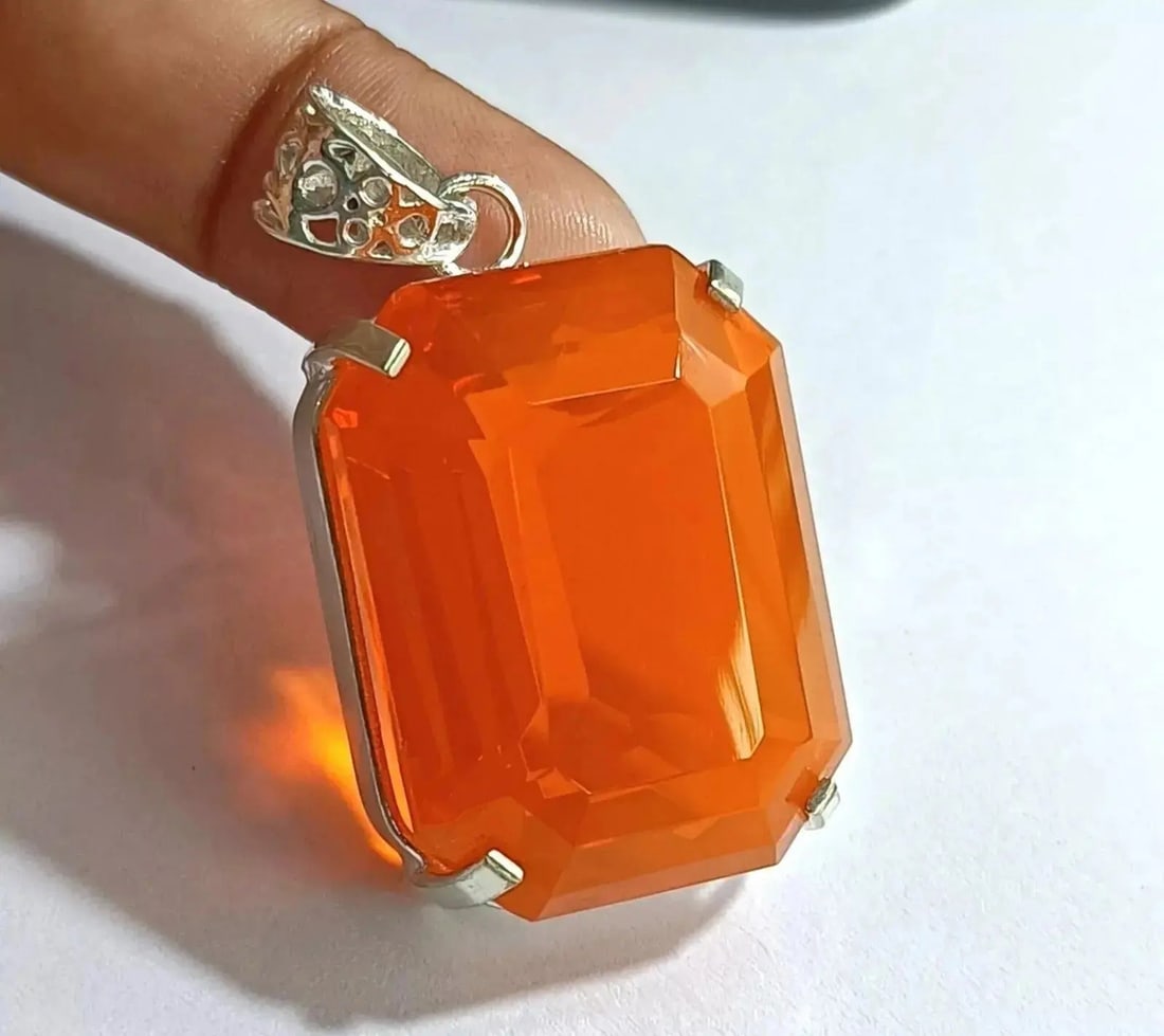 Exceptional Quality Orange 93.00 Ct Emerald Opal 925 Solid Silver Pendant Loose Gemstone Cus-Jew33: Our gemstones are organic, natural stones suitable for investment, collectors, and fine jewelry, each accompanied by an authentic certification. Our 925 silver pieces are rhodium-plated and finished w