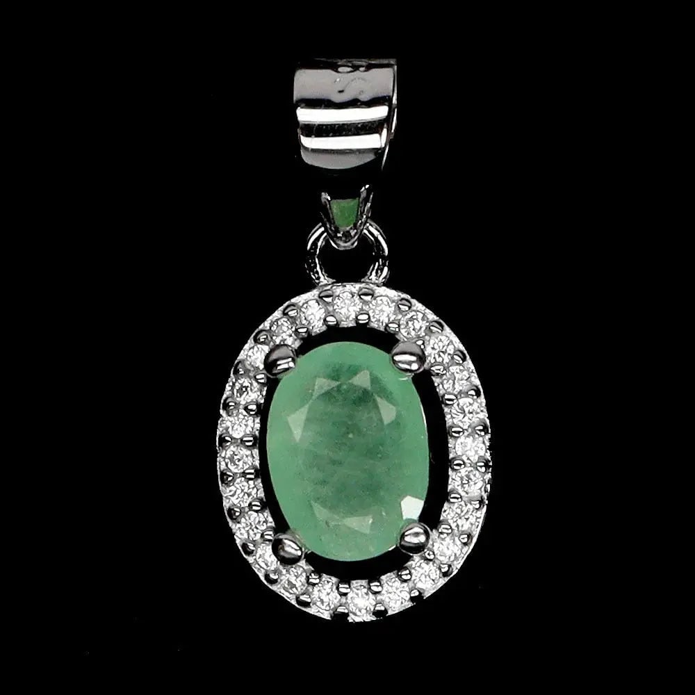 Exceptional Quality 925 Sterling Silver Pendant Oval Emerald 7x5mm Gemstone Jewelry Cus-Jew86 (1 of 2)