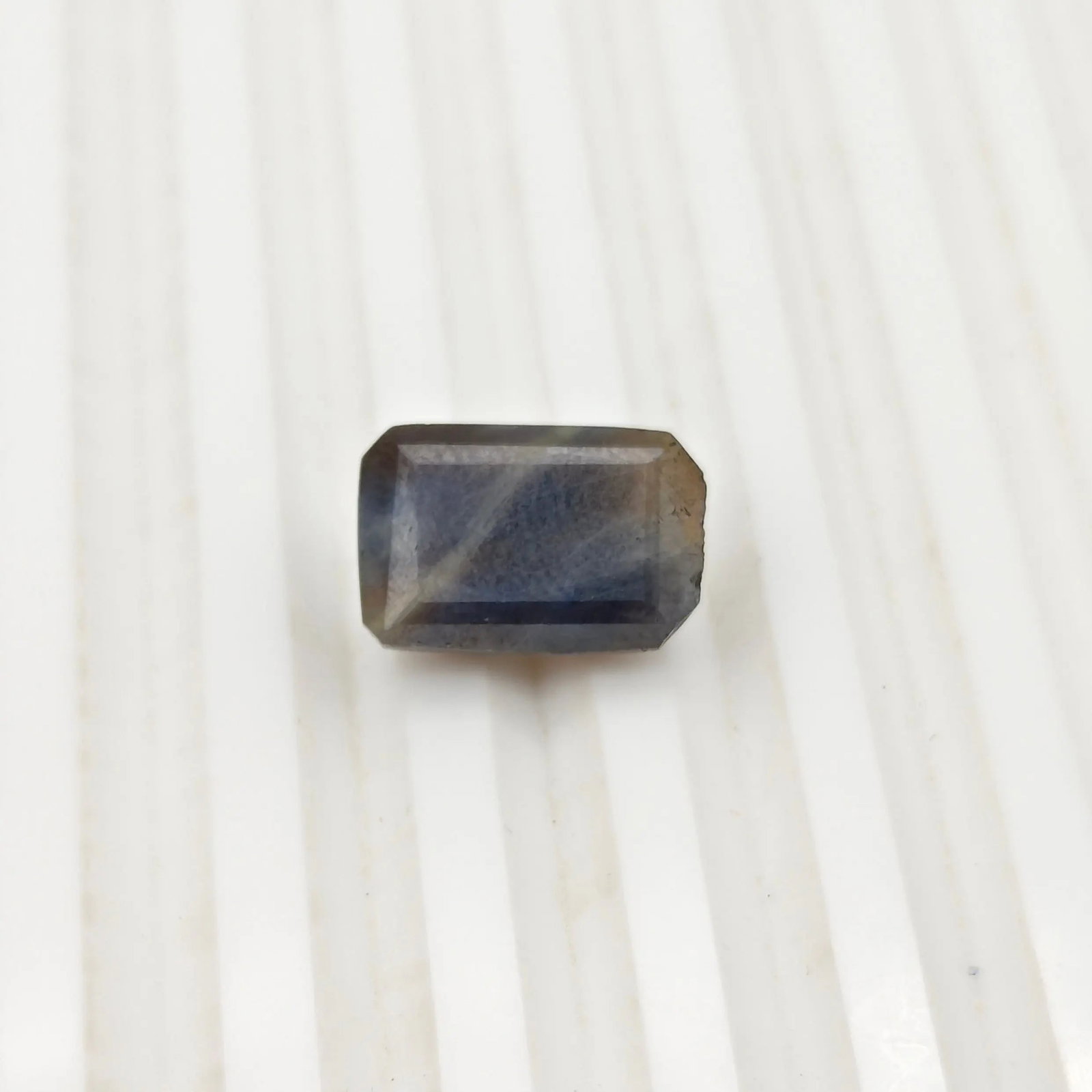 Exceptional Quality SQUARE MIXED BLUE SAPPHIRE, BLUE COLORED, INDIAN GEMSTONE, WEIGHT 10.1 CTS: ABC Rugs, Kilims & Jewelry offers internationally certified and verified pieces, with documentation provided by trusted gemological institutions, manufacturers, and industry professionals. At ABC