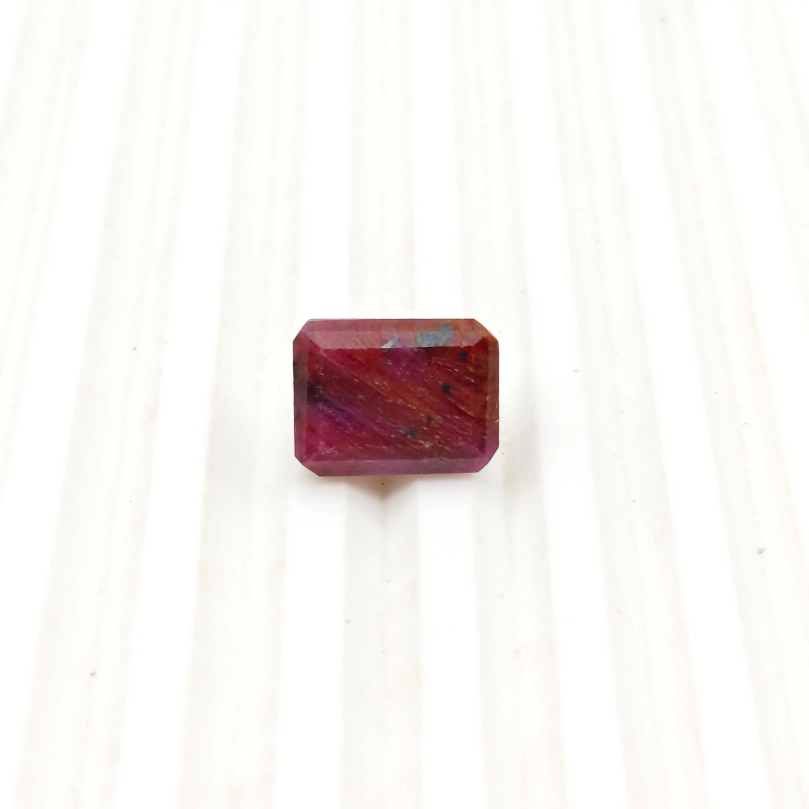 Exceptional Quality SQUARE MIXED RUBY, RED COLORED, INDIAN GEMSTONE, WEIGHT 10.7 CTS: ABC Rugs, Kilims & Jewelry offers internationally certified and verified pieces, with documentation provided by trusted gemological institutions, manufacturers, and industry professionals. At ABC 