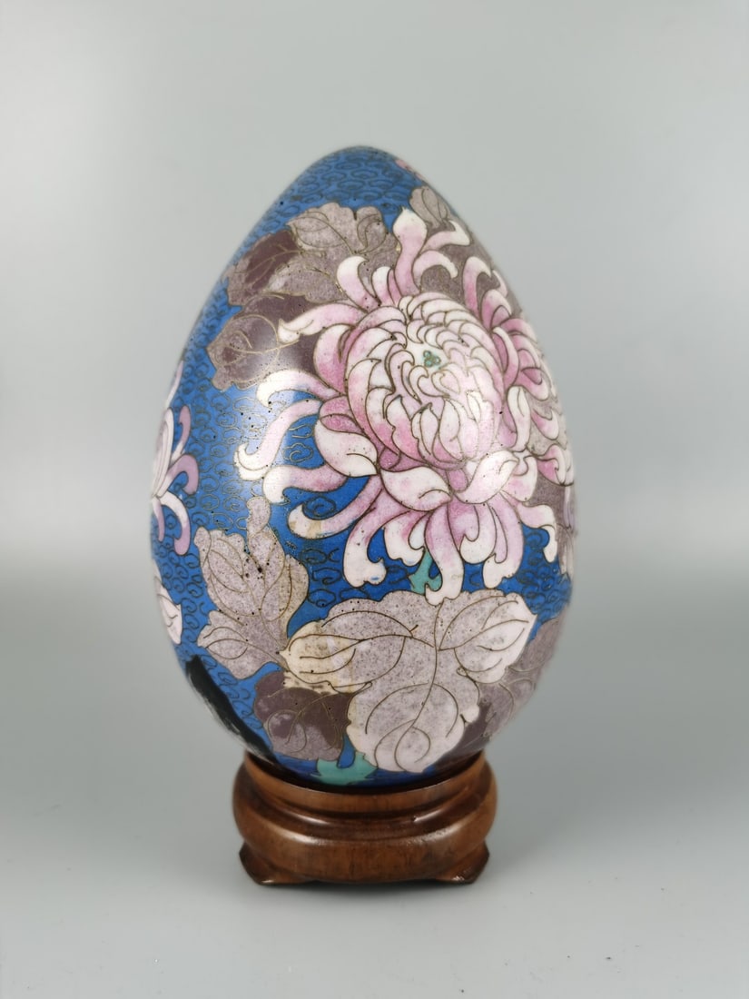 A CLOISONNe ENAMEL EGG-FORM ORNAMENT (1 of 6)