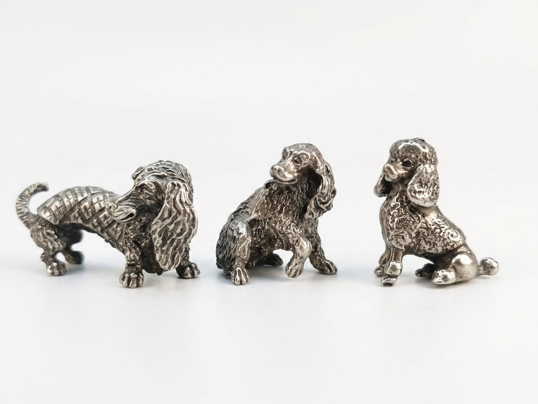 THREE CONTINENTAL 800 STANDARD SILVER DOG FIGURES (1 of 7)