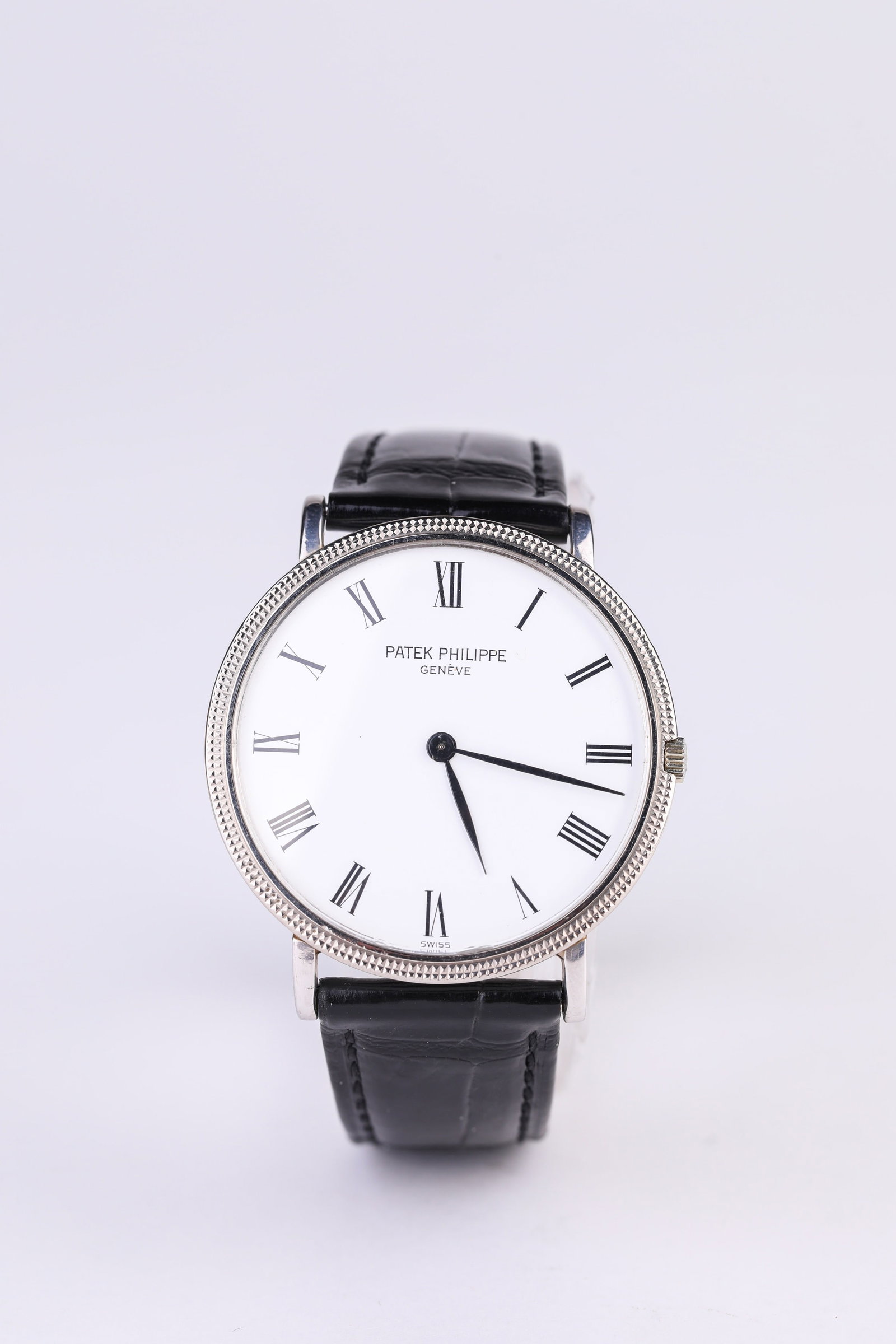 A PATEK PHILIPPE 18K WHITE GOLD MANUAL MECHANICAL WATCH: A PATEK PHILIPPE 18K WHITE GOLD MANUAL MECHANICAL WATCH Diameter: 3.6 cm (1.4 in.). All measurements are approximate.