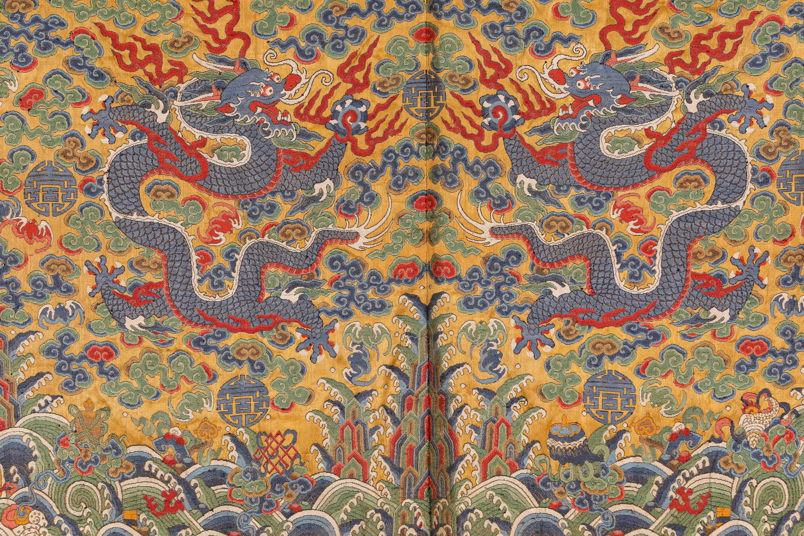 A DRAGON ROBE - 8