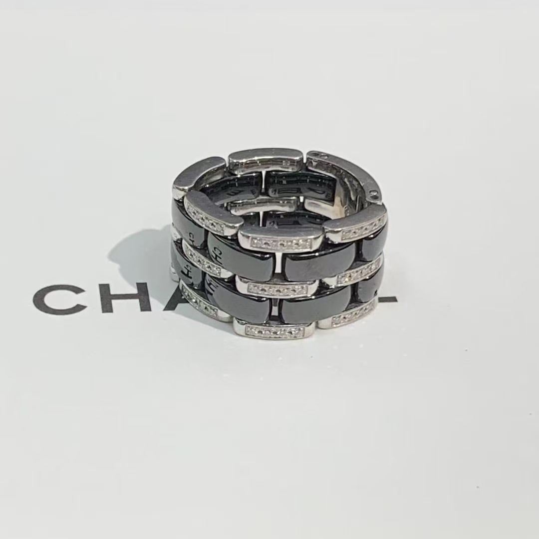 Chanel Ultra Ring 18K White Gold Black Ceramic with Diamonds, Size 53: Chanel Ultra Collection 18K White Gold Black Ceramic Diamond Chain Ring, Size 53In very good condition with minor signs of wear, such as light scratches.Original retail price: over 70,000 RMB.Comes wi