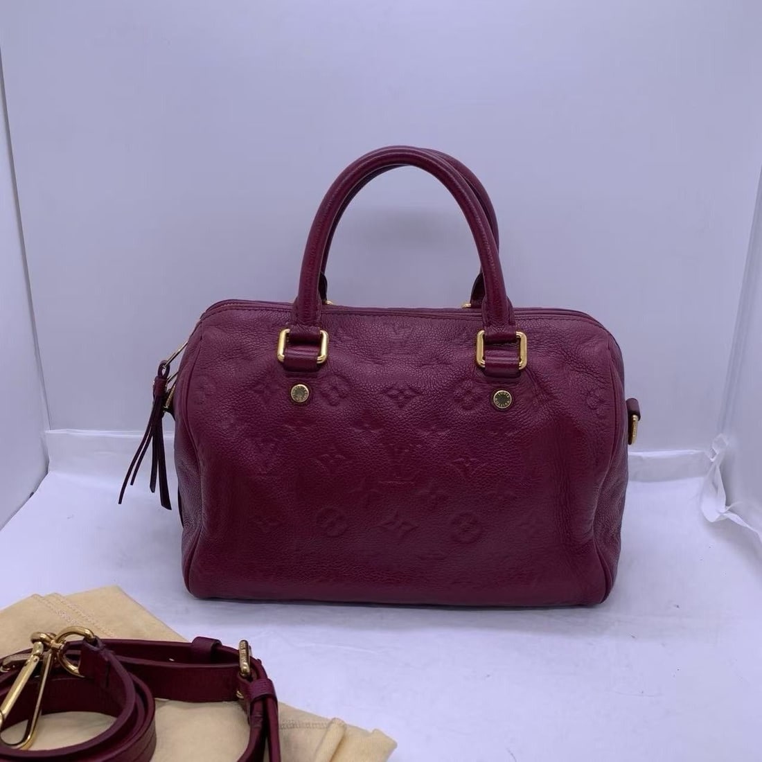 Louis Vuitton Speedy25 Monogram Bandouliere25 Shoulder Bag Purple France: Normal signs of daily use