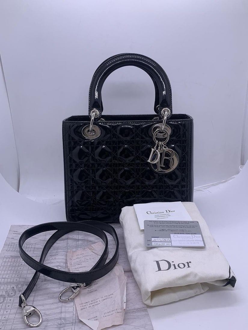 Christian Dior Lady Dior Medium shoulder bag Handbag Patent black France: Normal signs of daily use