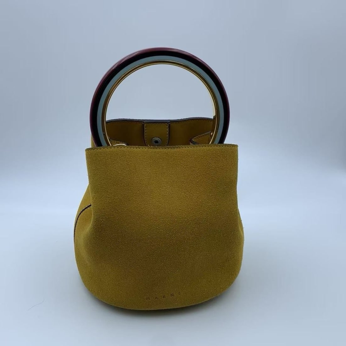 MARNI Panier Yellow Suede Plastic Hardware Handbag shoulderbag Origin Italy: Normal signs of daily use