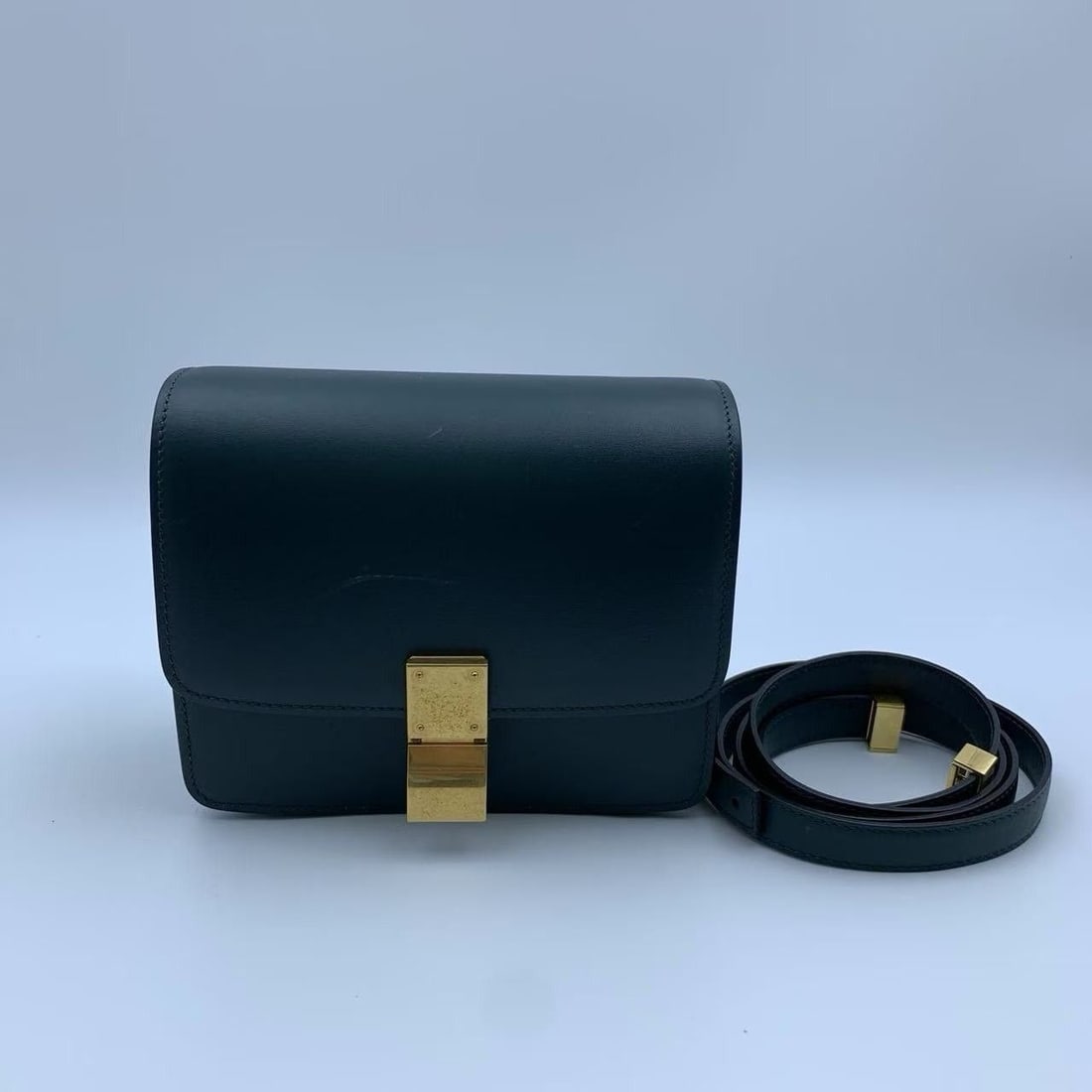 CELINE Classic Box Small Shoulder Bag green handbag bag original Italy: Normal signs of daily use