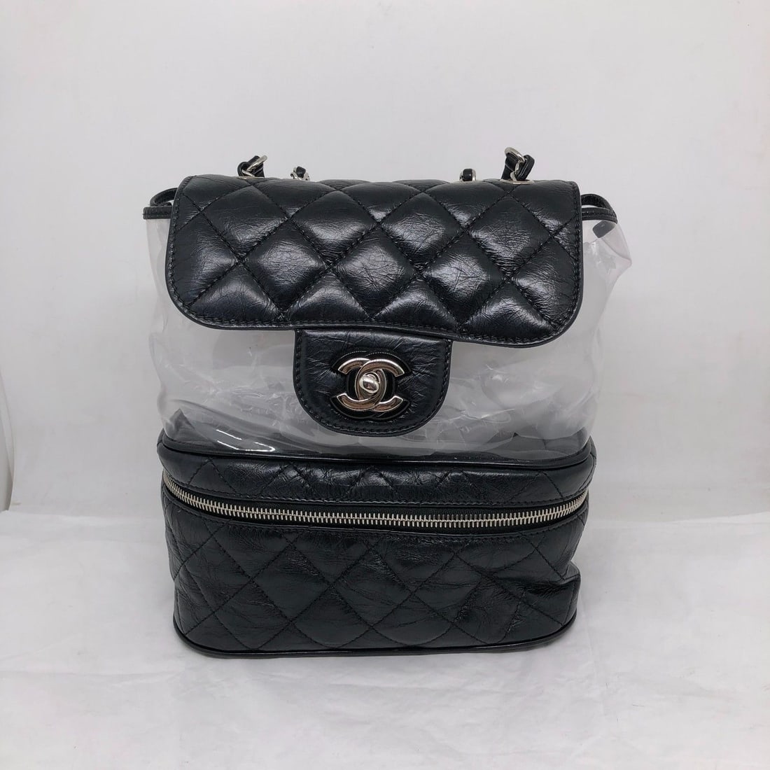 Classic Chanel Quilted Crumpled PVC Matelasse Clear Backpack Women Bag Italy: Good,Normal signs of use, scratches on metal hardware, small areas of damage and scratches on the outer leather, clean interior, and smooth latch operation,Please refer to the picture for details.
