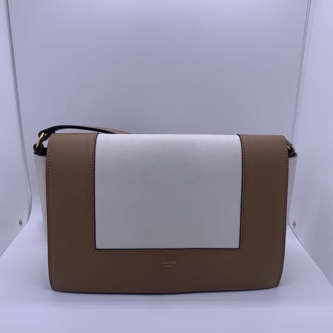 CELINE Frame Shiny Smooth Calfskin Medium Shoulder bag original Italy: Normal signs of daily use
