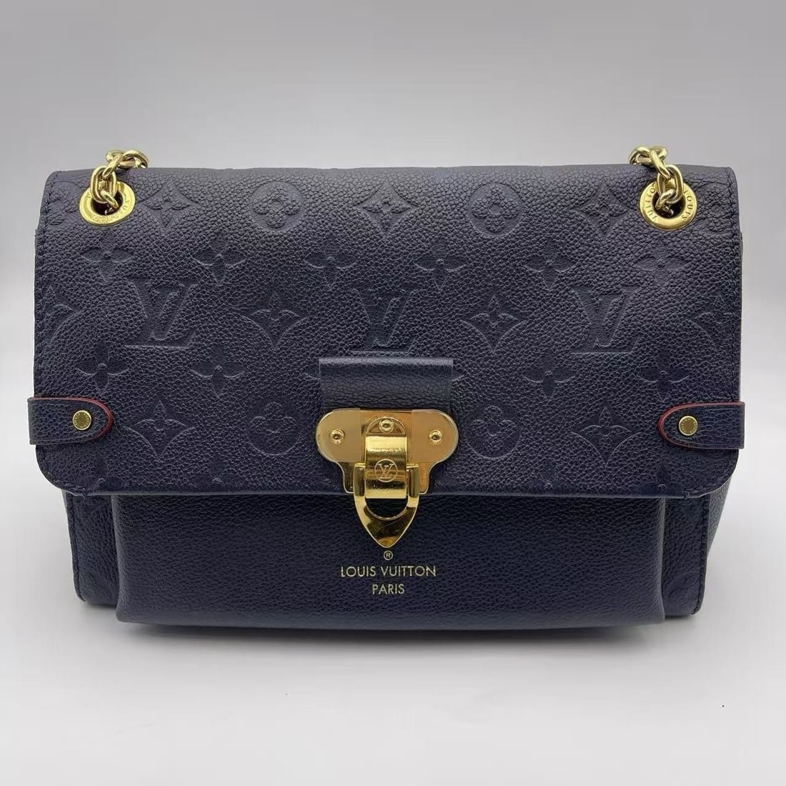 Louis Vuitton Vavan Monogram Empreinte Shoulder Bag chain bag blue France: Normal signs of daily use