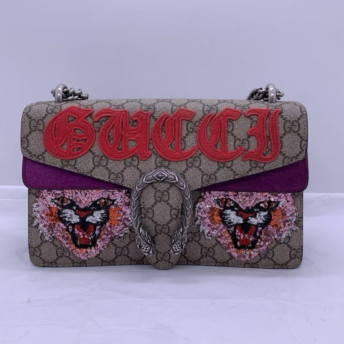 Gucci Monogram Dionysus Medium Bee Bag with Dust Bag chain bag Origin Italy: Normal signs of daily use