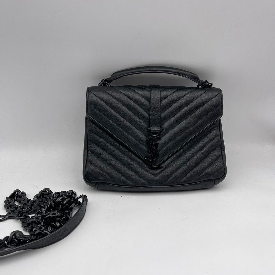 SAINT LAURENT Matelasse Monogram College black leather shoudler bag Origin Italy: Normal condition, normal usage traces, clean interior, hardware scratches, leather scratches