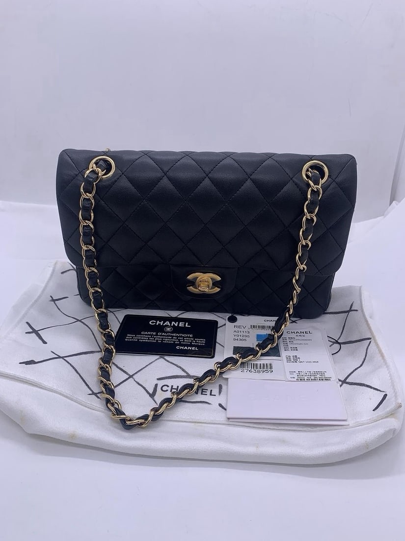 Chanel Classic Double Flap Bag gold small chain bag shoulder bag black Italy (1 of 18)