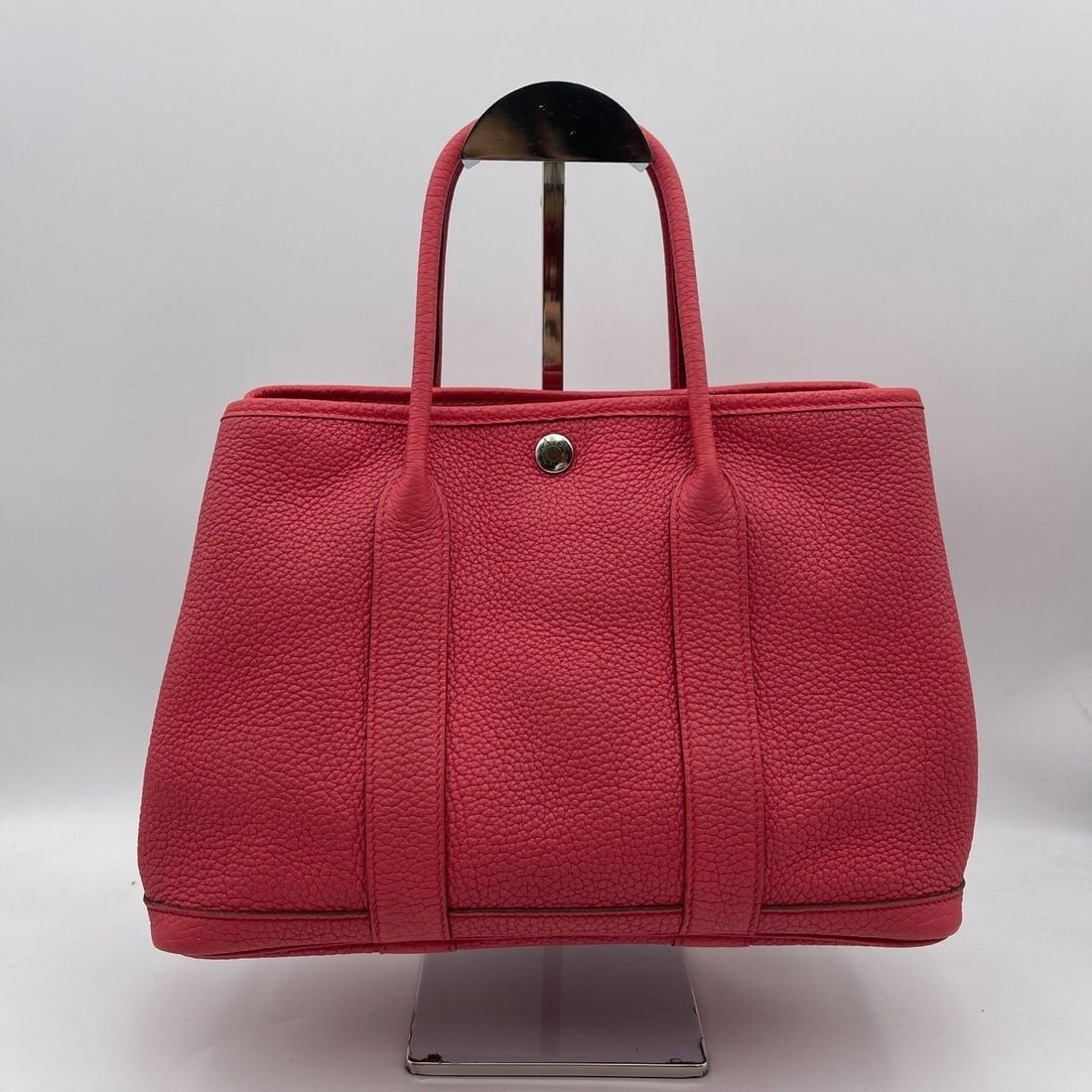 HERMES Leather Garden Party 30 TPM bag T stamp tote handbag Origin France: The condition is average, with traces of normal use, clean interior, scratches on hardware and leather, and care for corners and edges