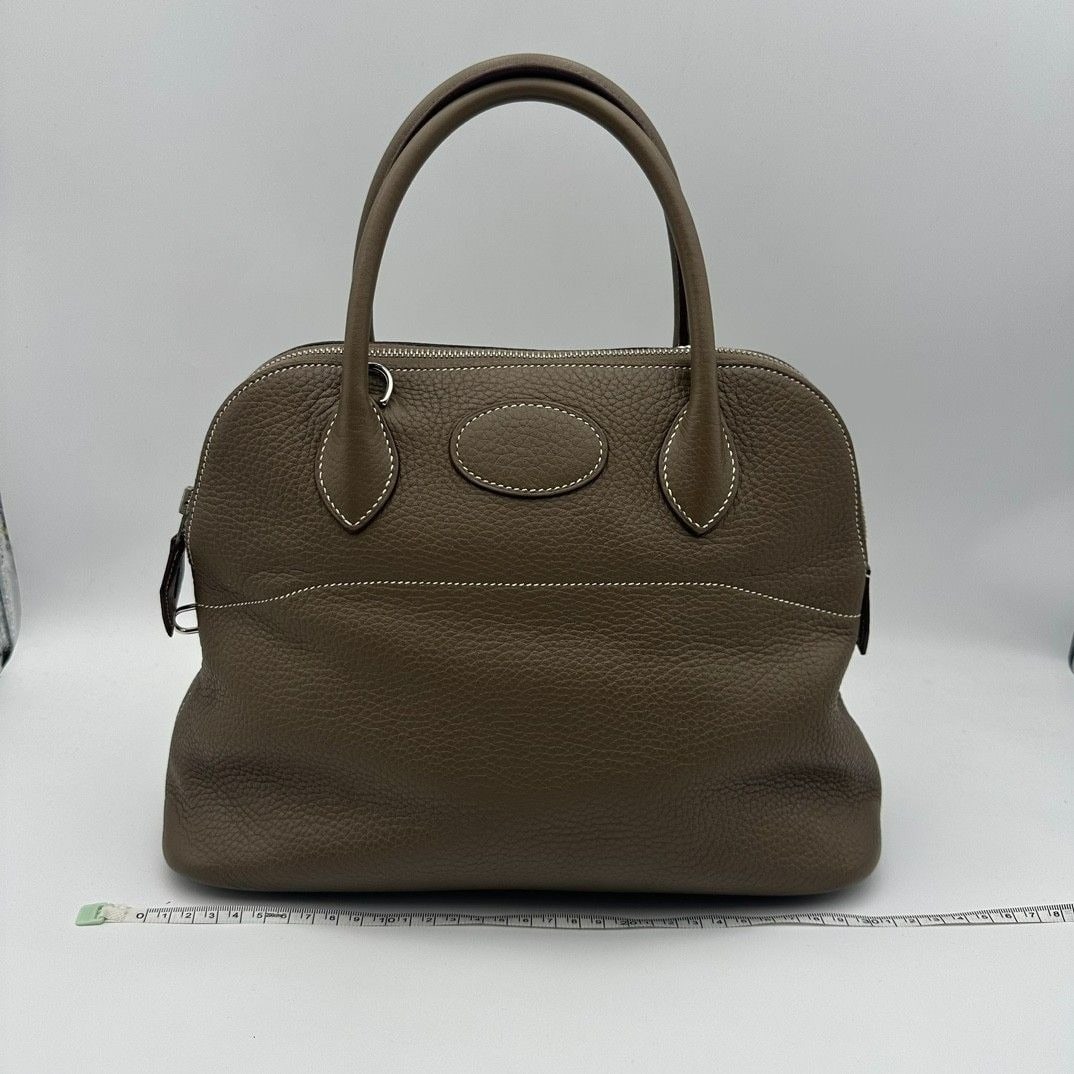 Hermes Bolide 31 etoupe 2Way Bag Leather sliver shoudler bag Origin France: Good condition, normal use marks, hardware scratches, slight use marks on the leather surface, clean inside