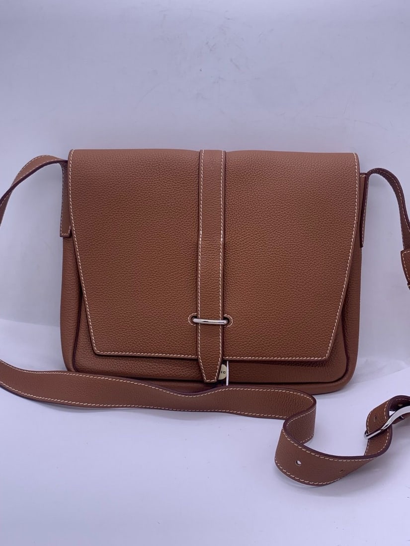 Hermes Steve Light Junior Messenger Crossbody Bag Taurillon Clemence Leather (1 of 18)