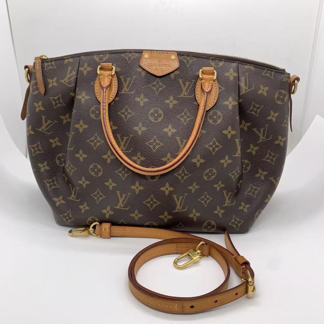 Louis Vuitton Turenne MM Monogram shlouder bag handbag France (1 of 20)