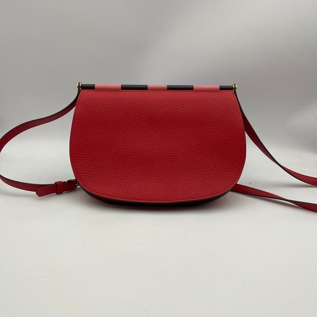 Hermes Saut Bag Clemence 25 shoulder bag Red leather Stamp D France (1 of 20)