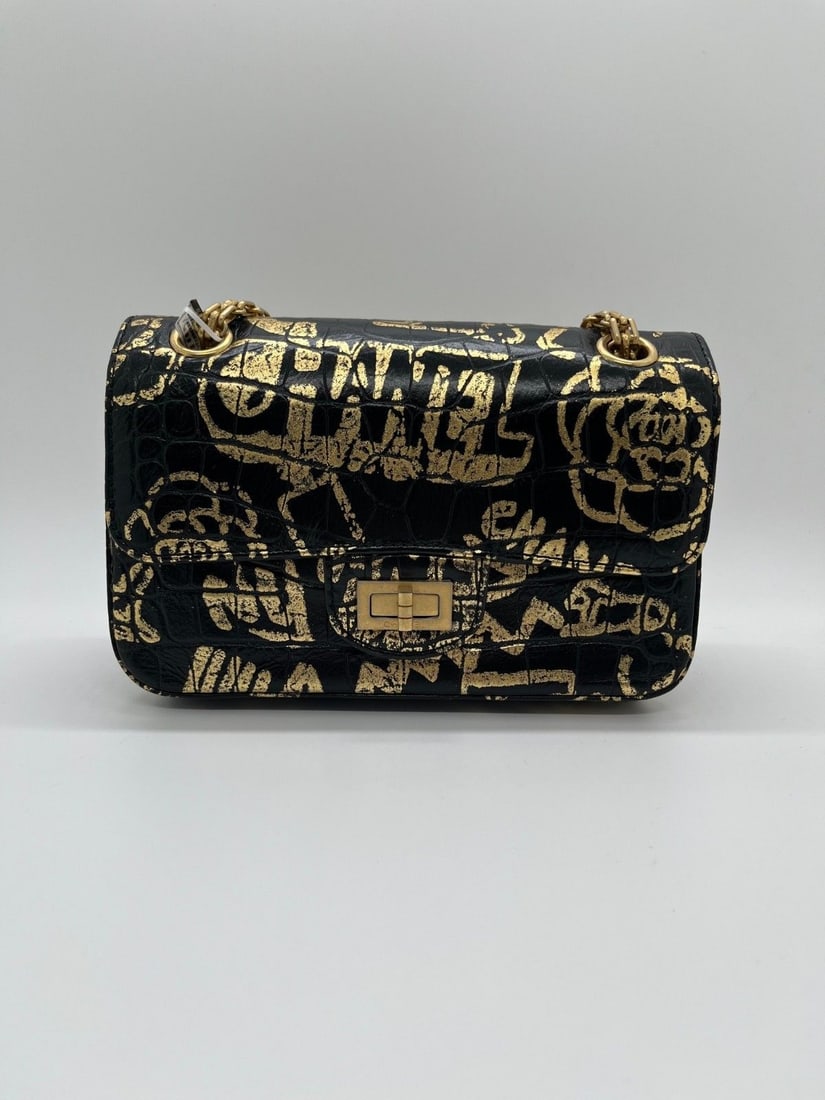 Chanel 2.55 Reissue Graffiti Flap Bag Aged Calfskin Black Gold Limited Edition: Condition: Normal signs of wear, scratches on hardware, chain wear, glue overflow on the edge trim, and scratches inside the bag.Accessories: Id cardsize: Width:20cm,height:14cm