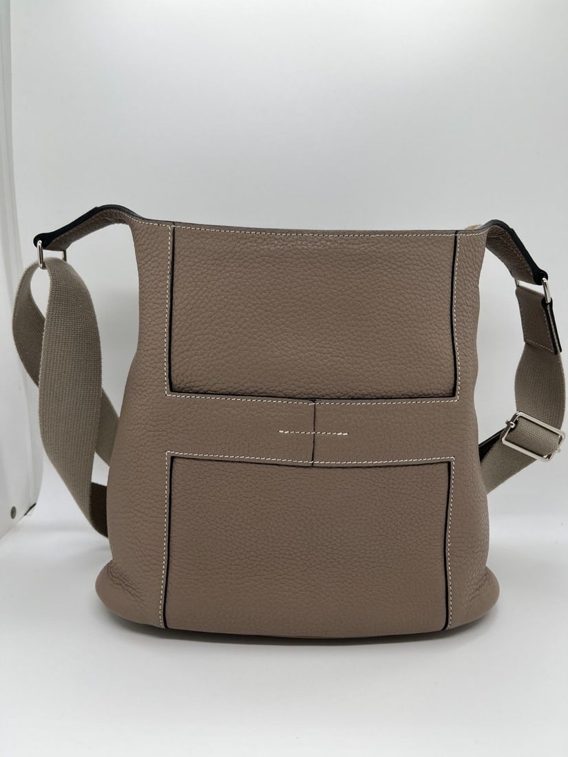 Hermes Good News PM Bag Leather Gray Shoulder Bag Frame Stamp M (1 of 18)