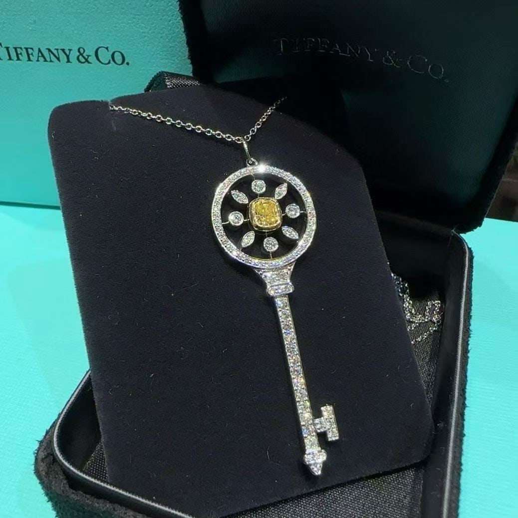 Tiffany & Co Key Pendant Necklace Yellow Diamond 0.41ct VVS2 Platinum (1 of 3)