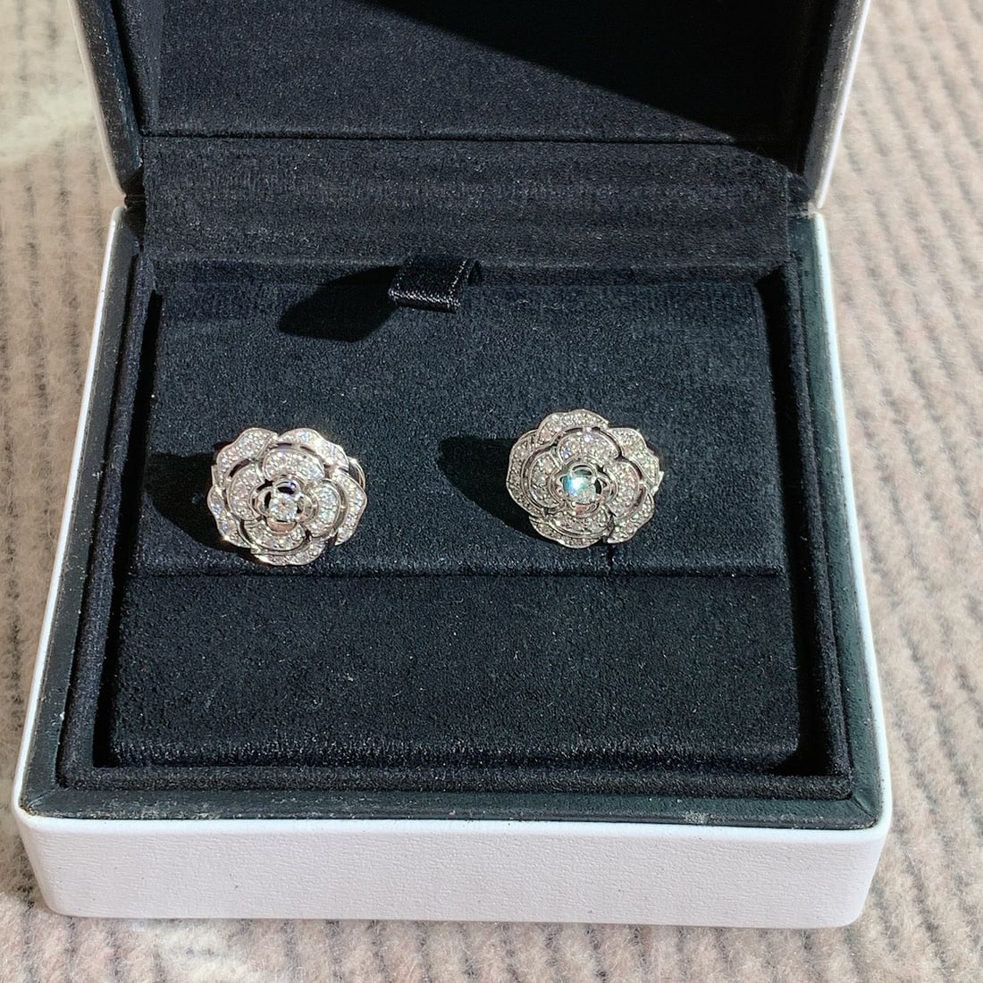 CHANEL Fine Jewelry Camellia White Gold Full Diamond Earrings: CHANEL Fine Jewelry Camellia White Gold Full Diamond Earrings??Minor signs of normal wear
