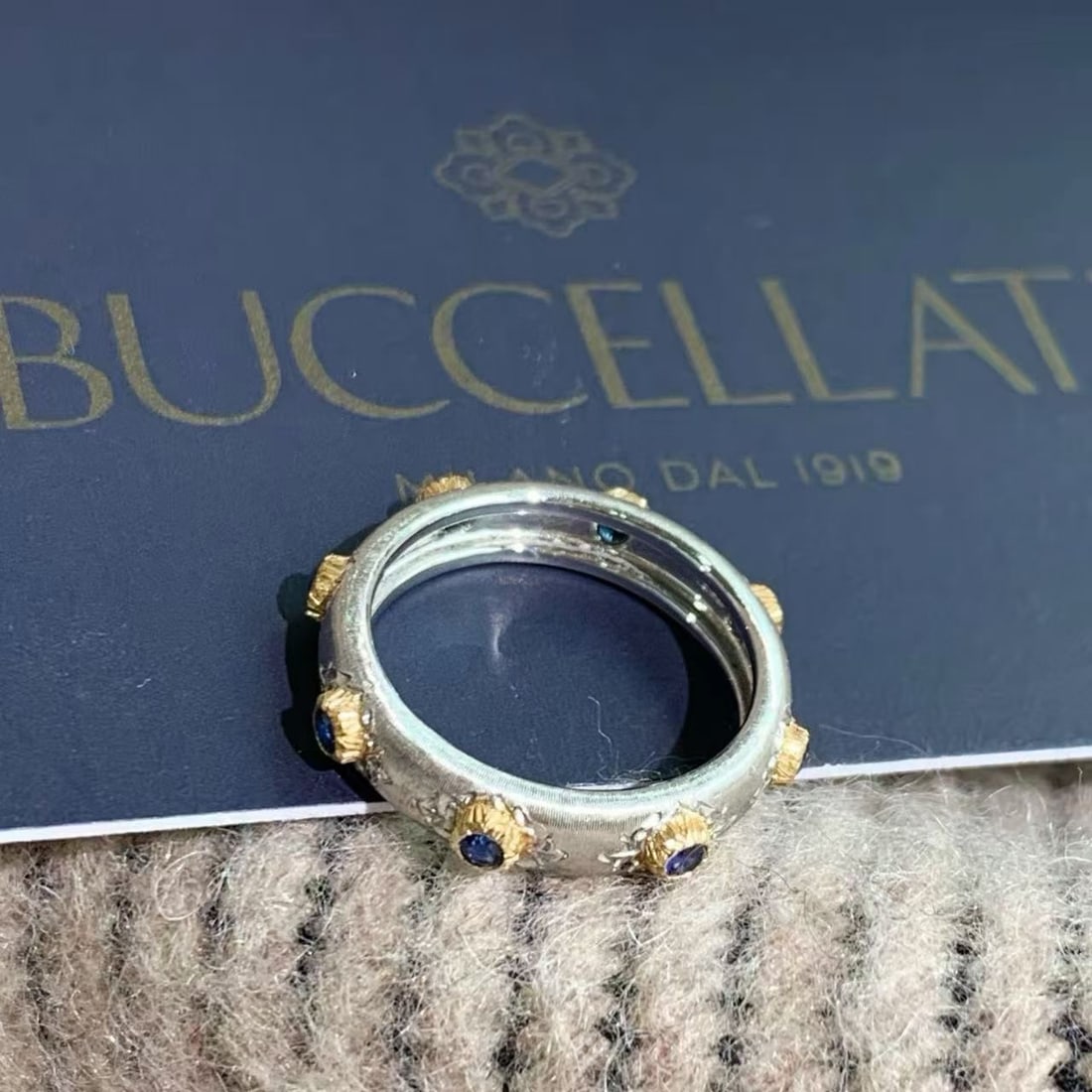 Buccellati Macri Positano Sapphire White Gold Ring, Size 48 (1 of 4)