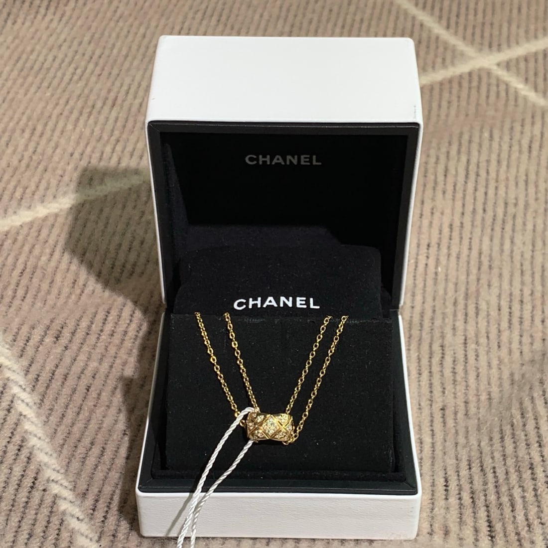 Chanel Coco Crush Diamond Necklace, Beige Gold (1 of 5)