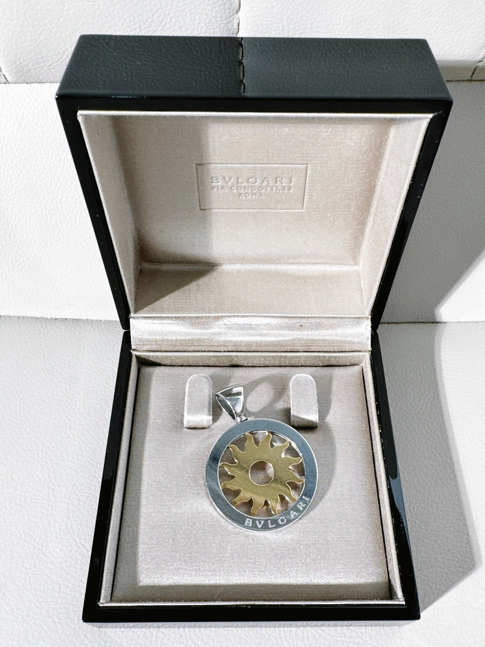 Bvlgari Tondo Sun Pendant, 18K Gold Stainless Steel: Bvlgari Tondo Sun Pendant, 18K Gold Stainless Steel??Minor signs of normal wear