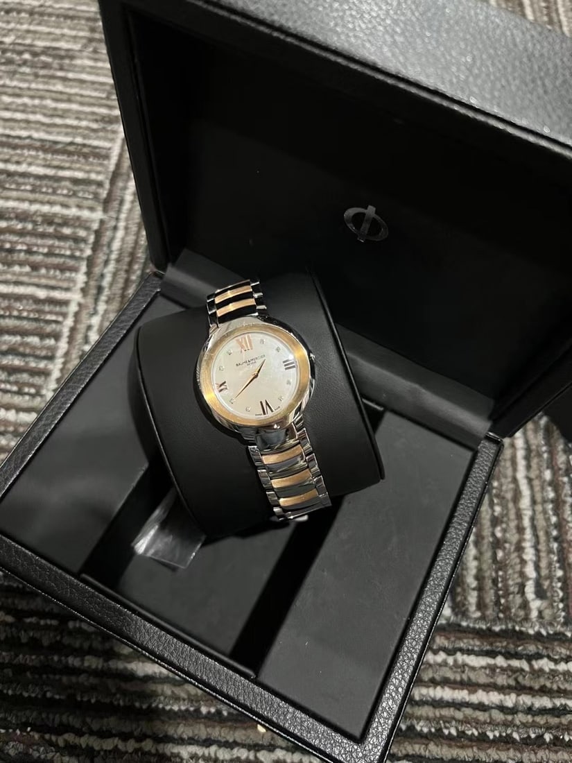 Baume & Mercier Two-Tone Ladies Mother of Pearl Diamond Quartz Wristwatch: Creator: Baume & MercierPeriod: 21st CenturyDate of Manufacture: unknowCondition: Good. In original box.