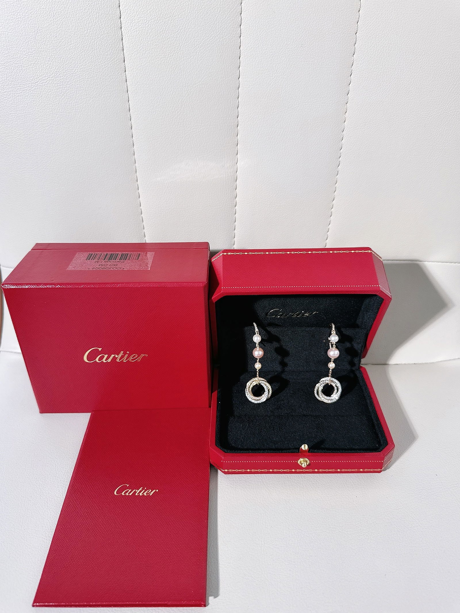 Trinity de Cartier Pearl Diamond Gold Drop Earrings (1 of 6)