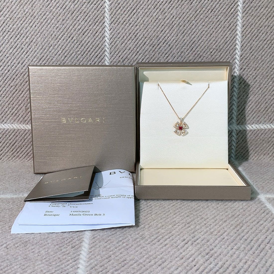BVLGARI Fiorever Large Pendant Necklace in Rose Gold with Full Diamond Pave: Bvlgari Fiorever Large Flower Pendant Necklace in 18K Rose Gold with Full Diamond Pave and Central Ruby. Purchased in 2022, complete with original box, certificate and invoice. Original retail price o
