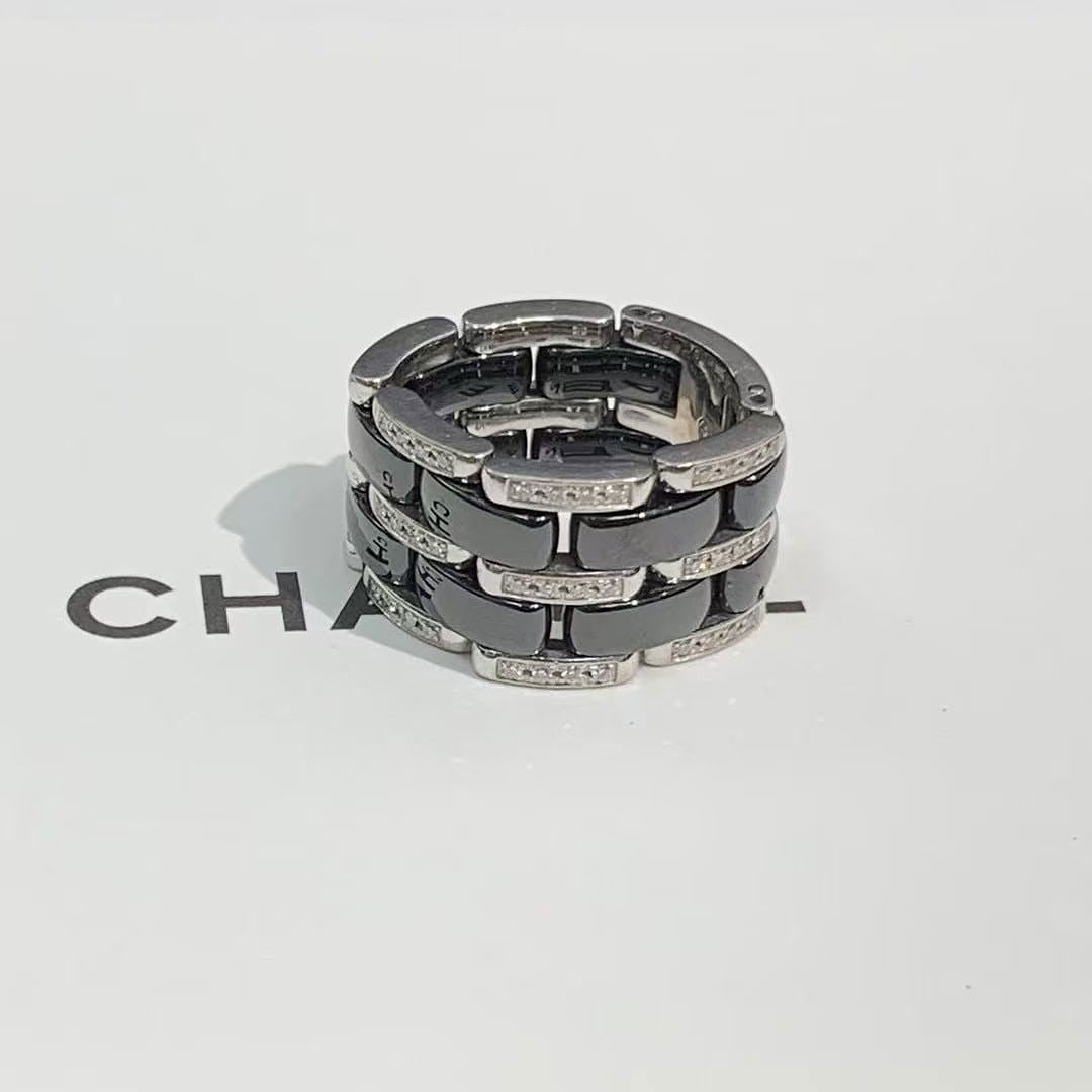 Chanel Ultra Ring 18K White Gold Black Ceramic with Diamonds, Size 53: Chanel Ultra Collection 18K White Gold Black Ceramic Diamond Chain Ring, Size 53In very good condition with minor signs of wear, such as light scratches.Original retail price: over 70,000 RMB.Comes wi