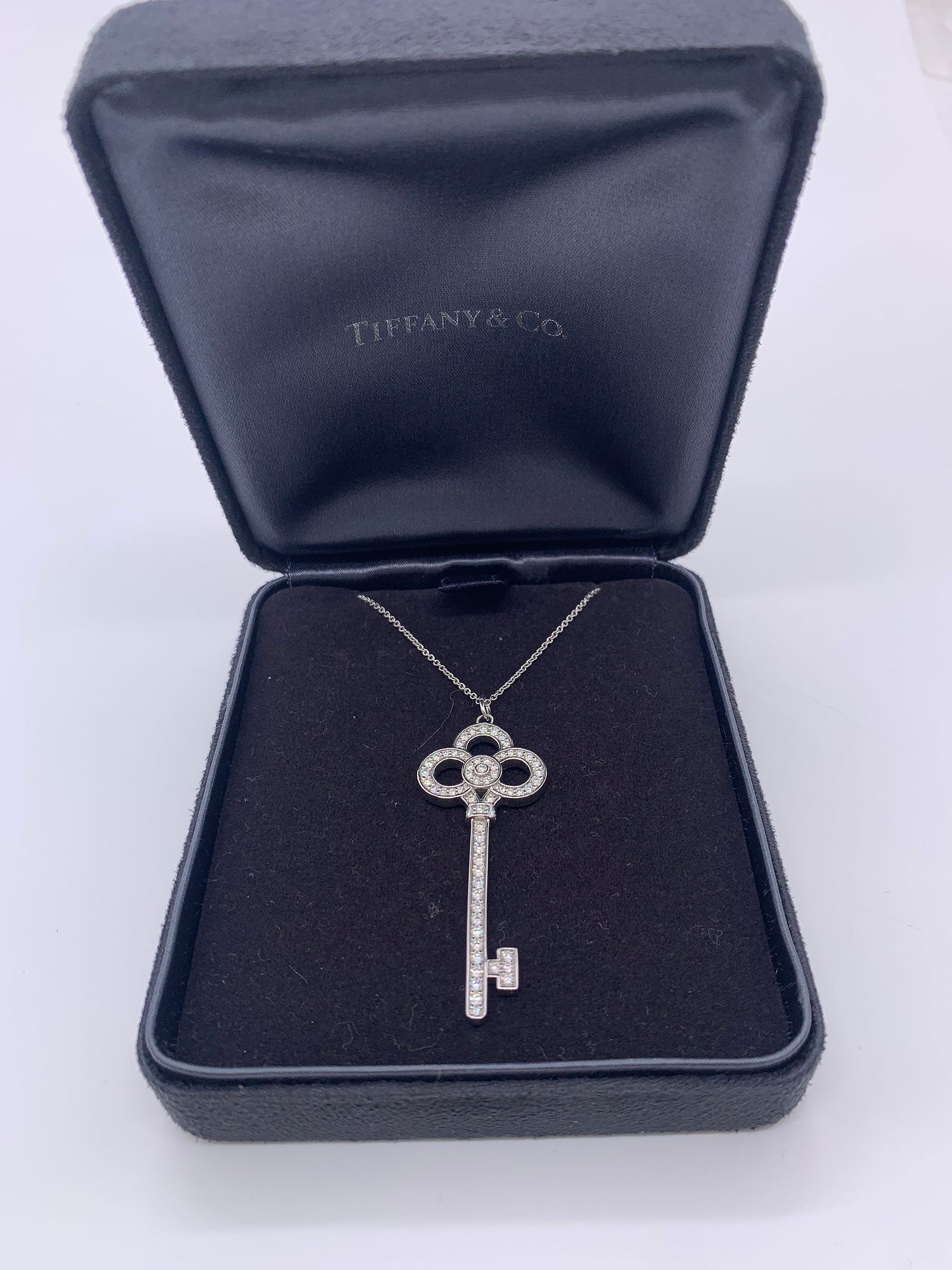 Tiffany Keys Crown Large Size Platinum Full Diamond Pendant with Chain: Tiffany Keys Crown large size necklace set??pendant and chain fully crafted in platinum with full diamond pave. Original set retail price over 80,000 RMB. Comes with authentic box and accessories. Ide