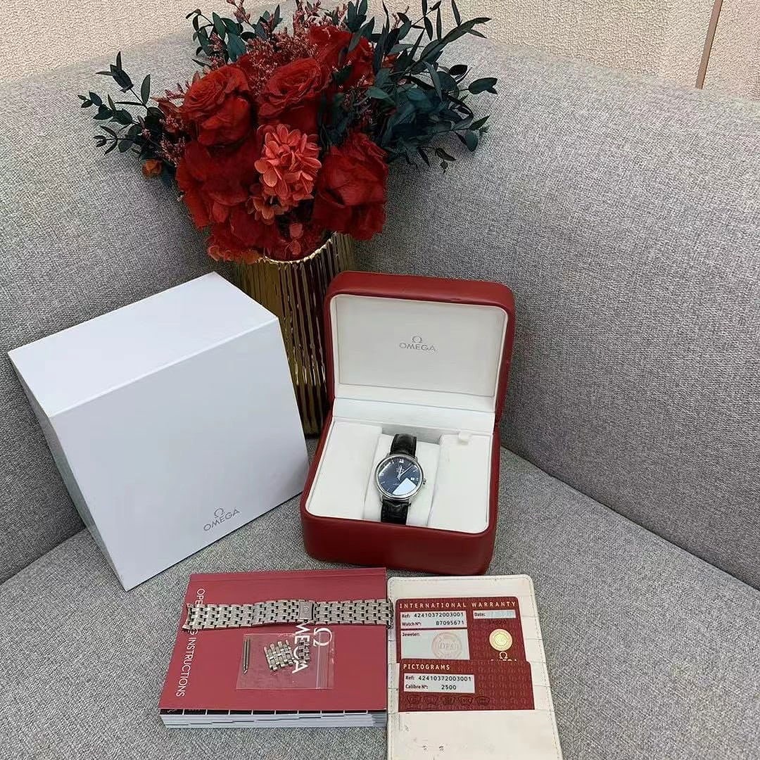 OMEGA De Ville Prestige 36.8mm Watch 424.13.37.20.03.001 Automatic Movement (1 of 9)