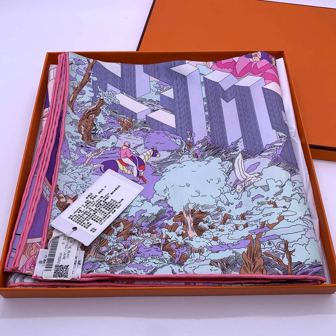 Hermes 90 silk square scarf: Hermes 90 silk square scarf