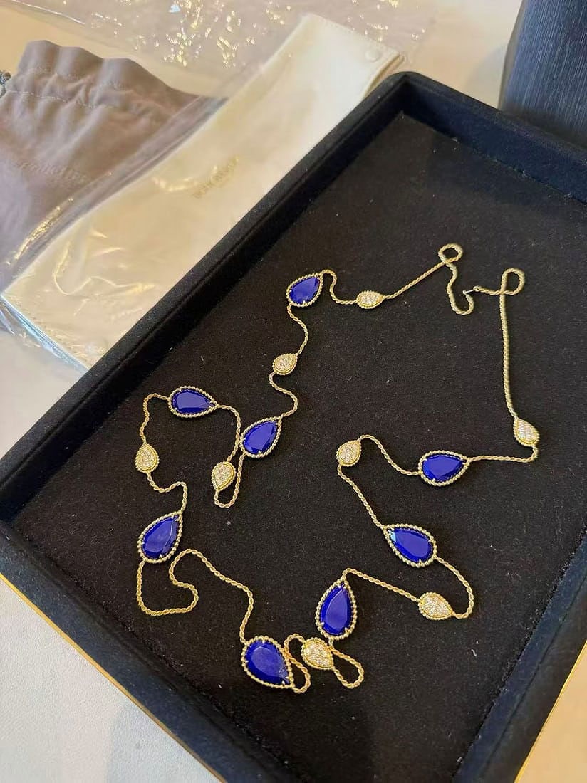 Boucheron Serpent Boheme High Jewelry Collection Lapis Lazuli Sweater Necklace: Boucheron Serpent Boheme High Jewelry Collection Lapis Lazuli Sweater Necklace??Minor signs of normal wear
