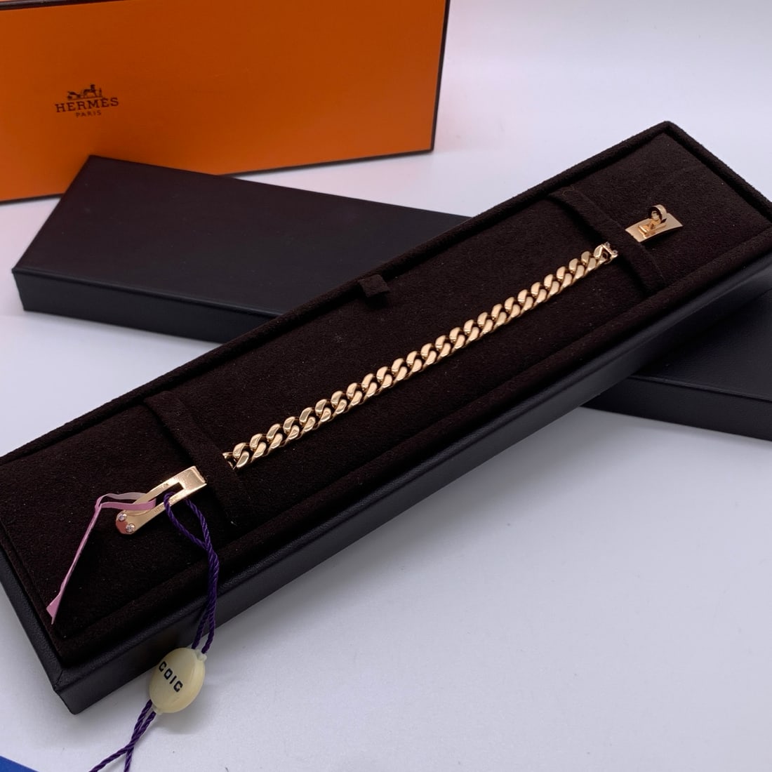 Hermes Kelly Gourmette Bracelet 18K Rose Gold Pave Diamonds Curb Chain SH: Conditionsigns of wearAccessoriesBoxWeight25.9gDesignerHERMESExterior Material18K Gold