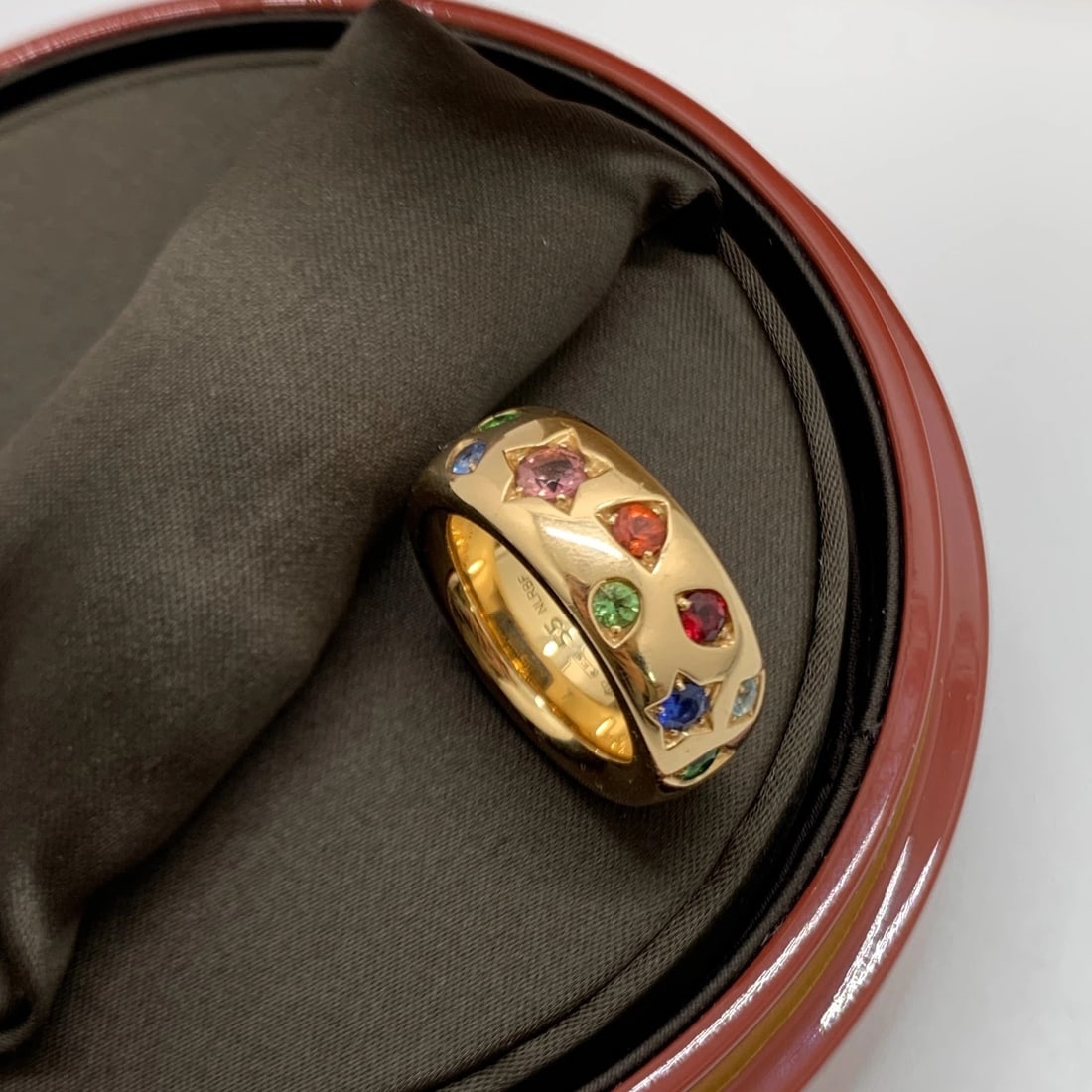 Pomellato Iconica Medium Ring 18K Rose Gold Multi Gemstone Chunky Band US7.25: ConditionLight signs of wearAccessoriesBoxWeight12.5gDesignerPomellatoExterior Material18K Gold