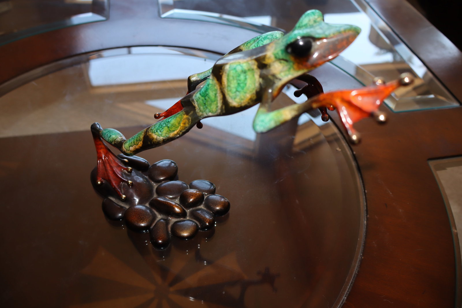 Lot of 2 '"Frog Man" sculptures by Tim Cotterill - 2