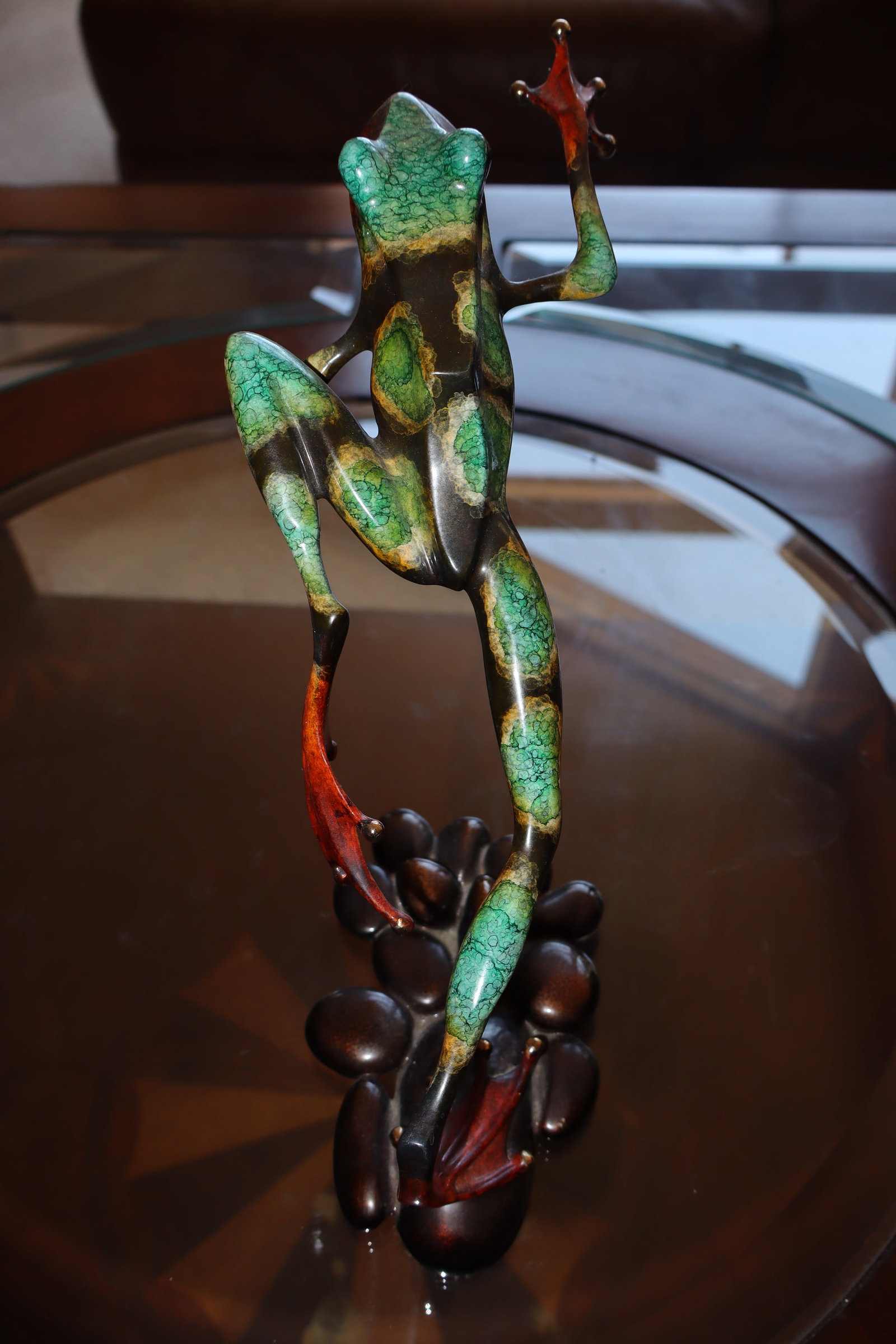 Lot of 2 '"Frog Man" sculptures by Tim Cotterill - 3