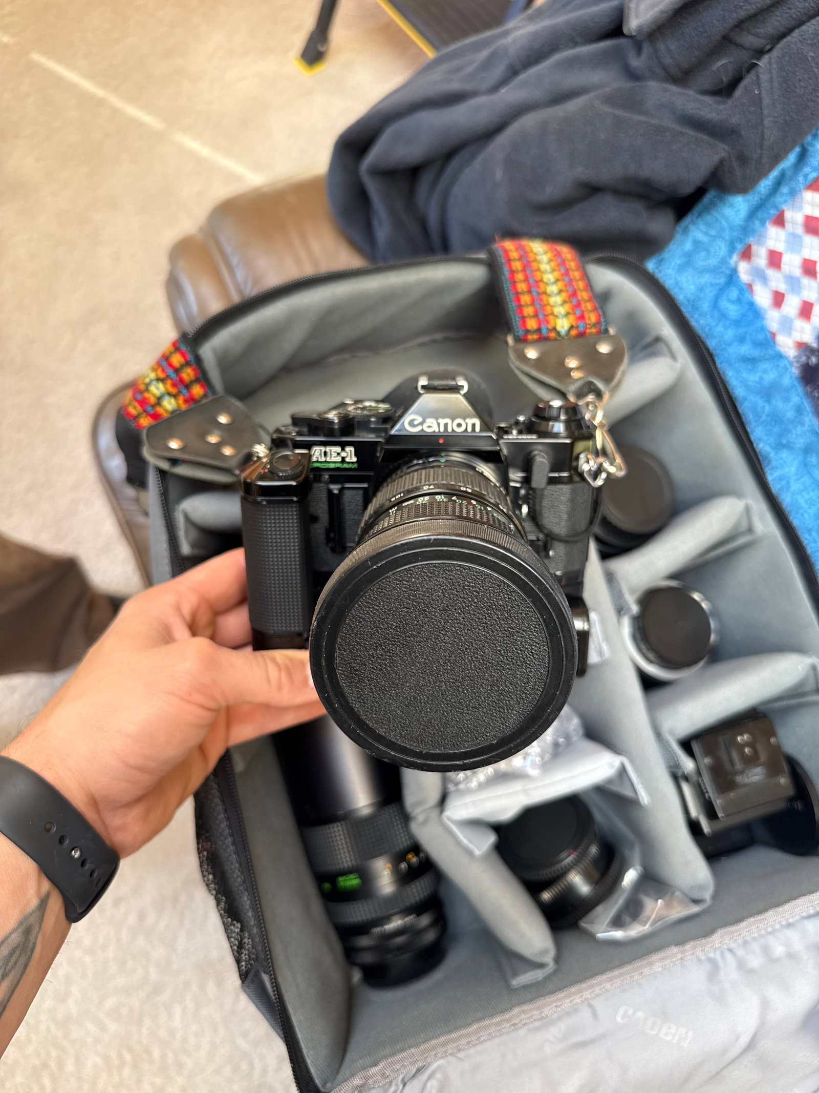 Canon AE 1 35mm Film Camera Lot With Multiple Lenses Flash And Bag (1 of 2)