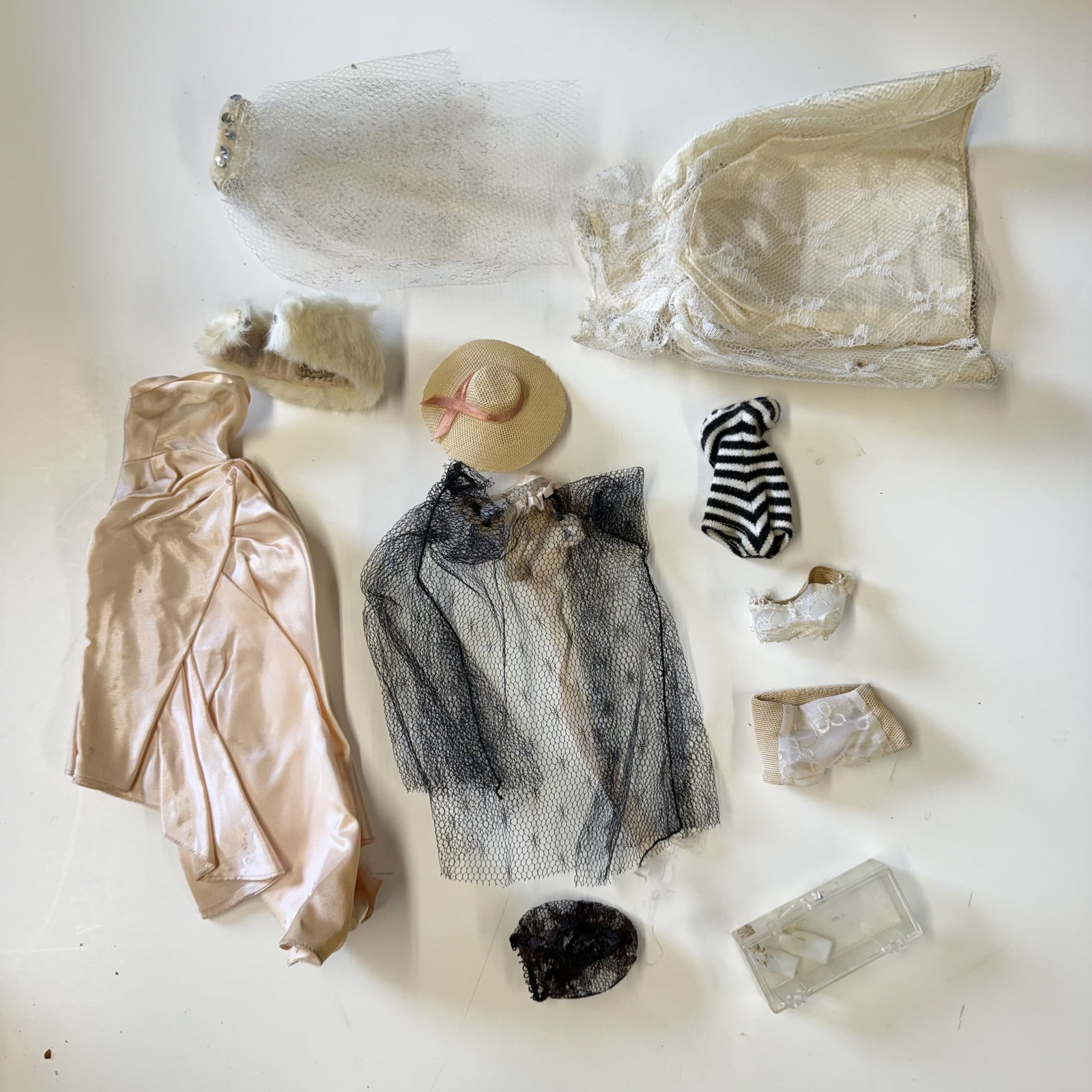 Vintage 50's or 60's Mattel Barbie and Ideal Revlon Doll Clothing Lot Gown Stole, Swimsuit (1 of 10)
