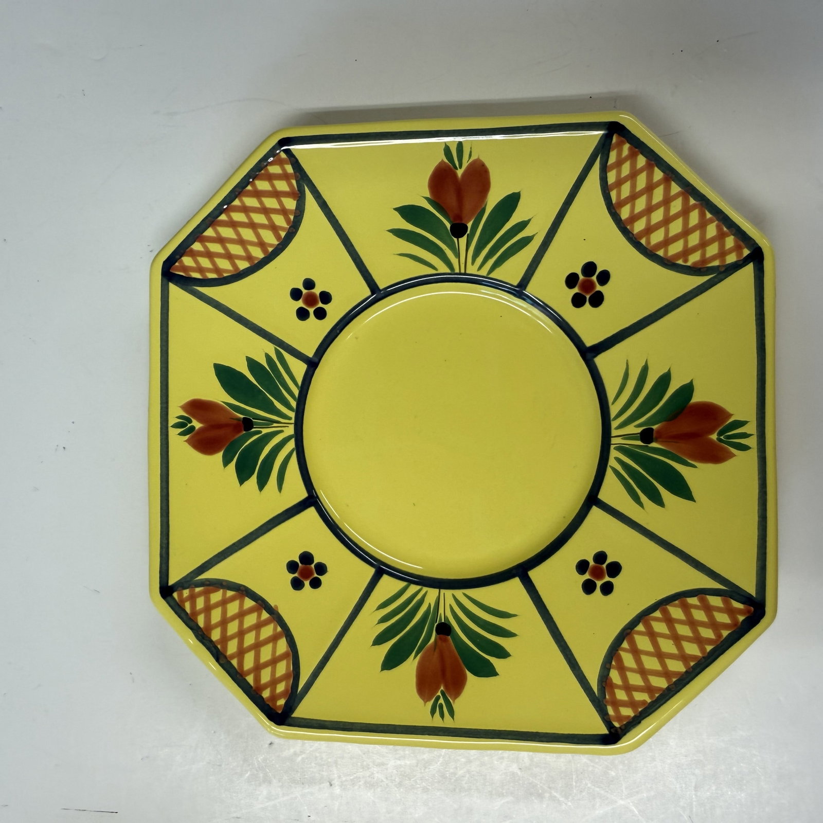 Vintage Quimper Pottery: Plate: See pics for size - Combined shipping; limited - Will be packed well by us