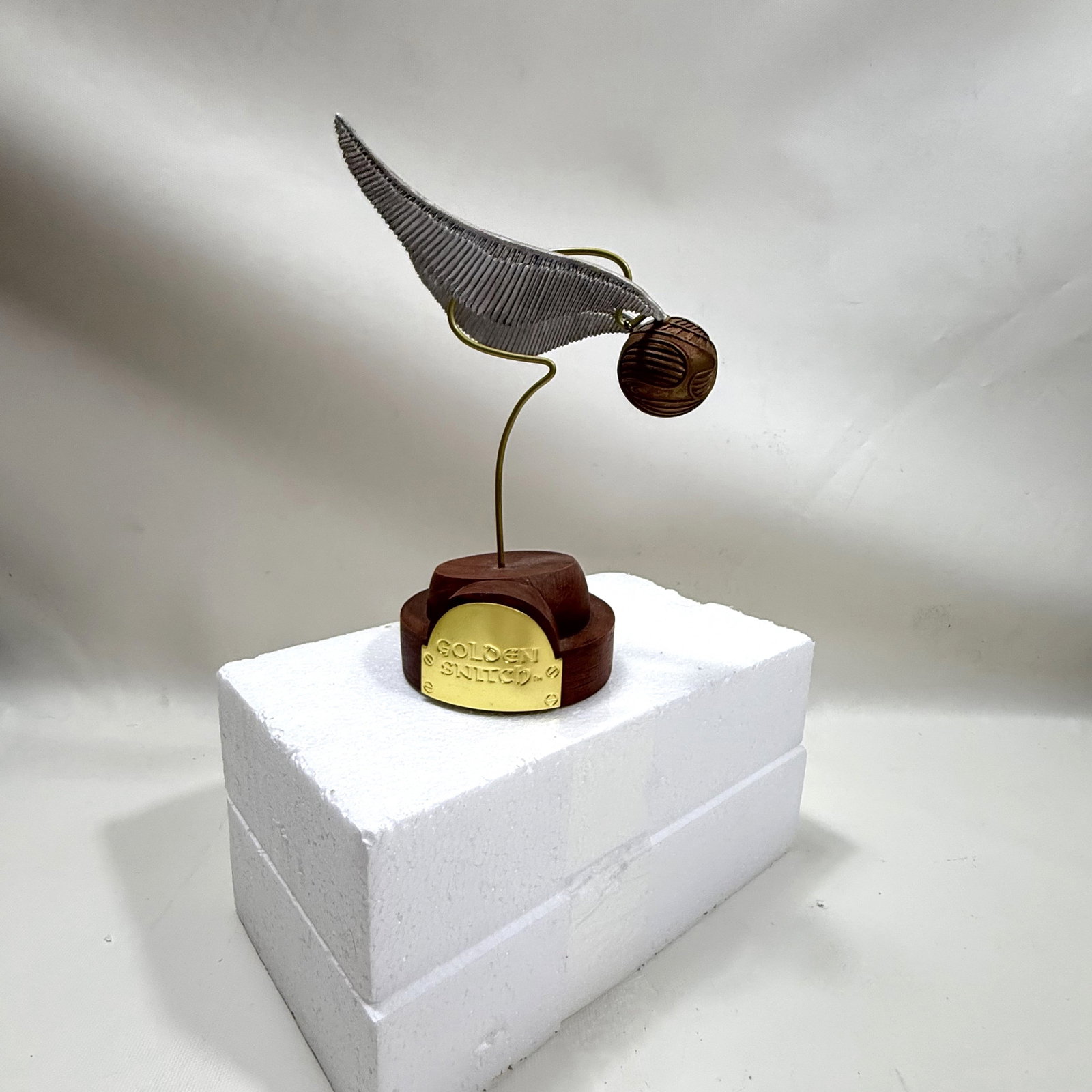 Universal Studio Harry Potter Golden Snitch: Overall good - Bought at the park and stowed away - Combined shipping: yes