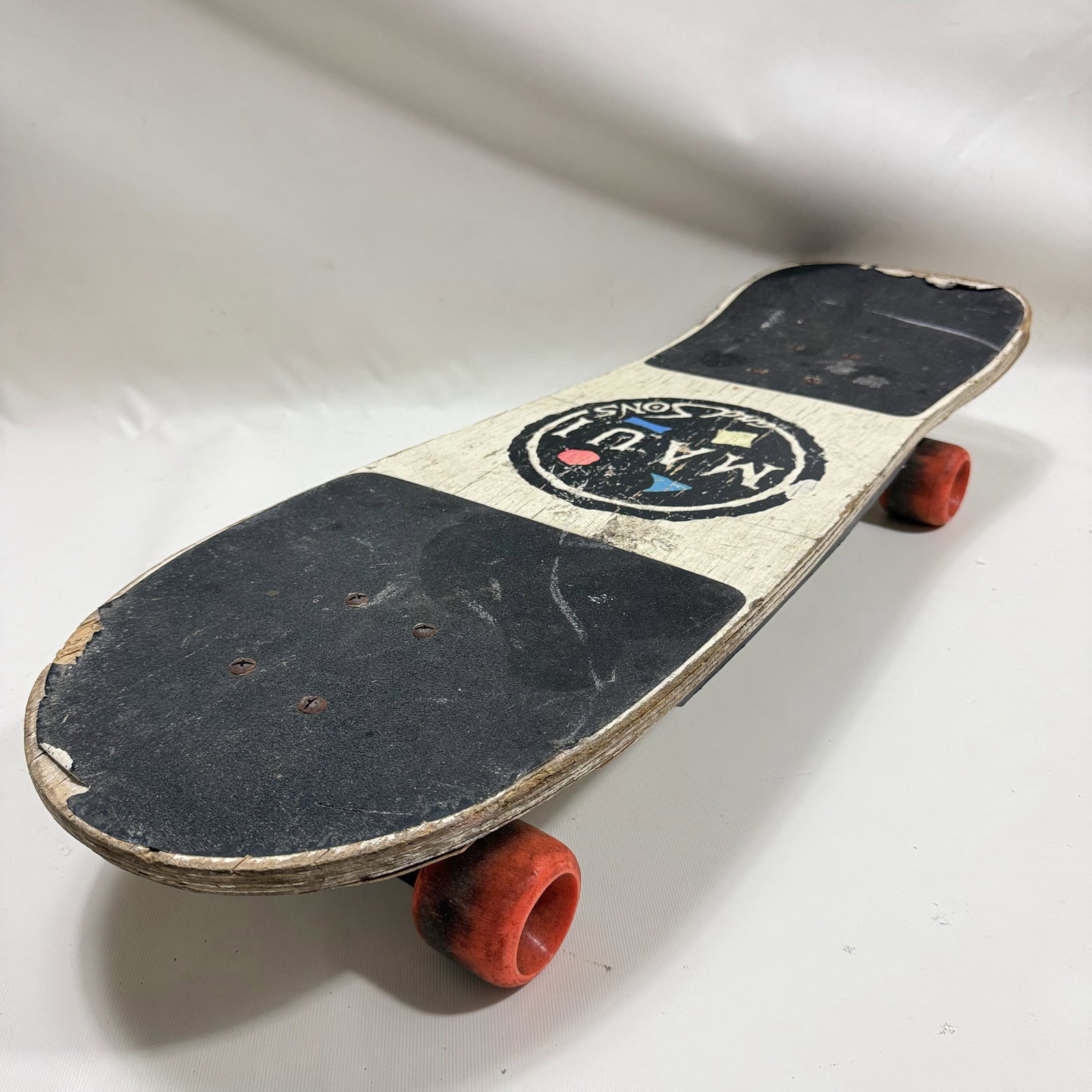 Vintage 80s Maui and Sons Skaeboard: collect the all